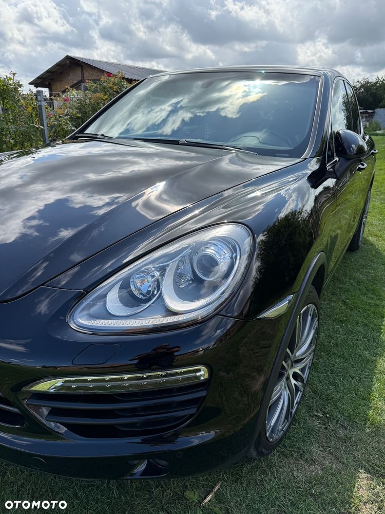 Porsche Cayenne - 4