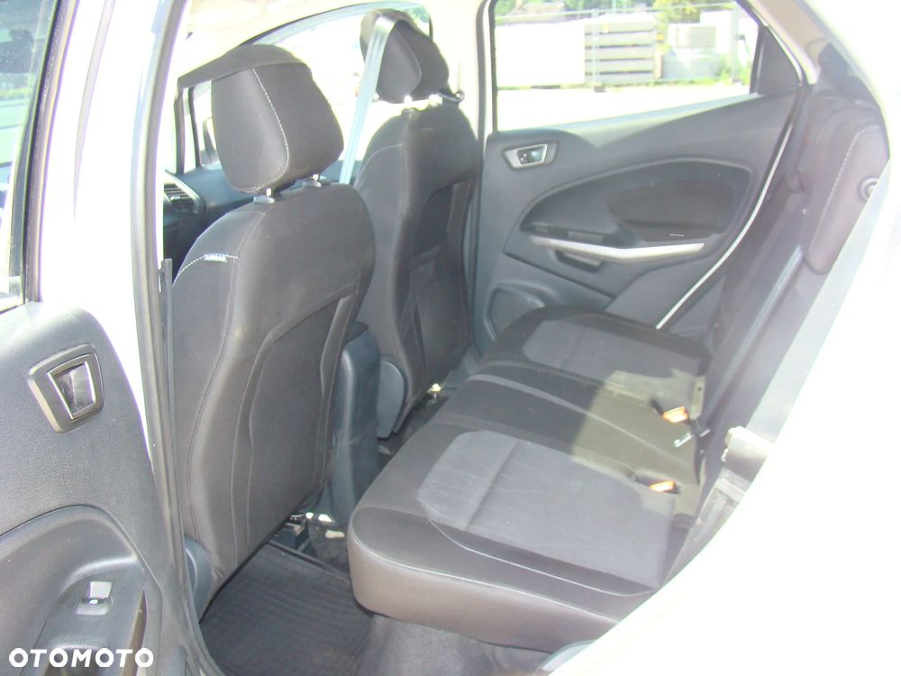 Ford EcoSport - 19