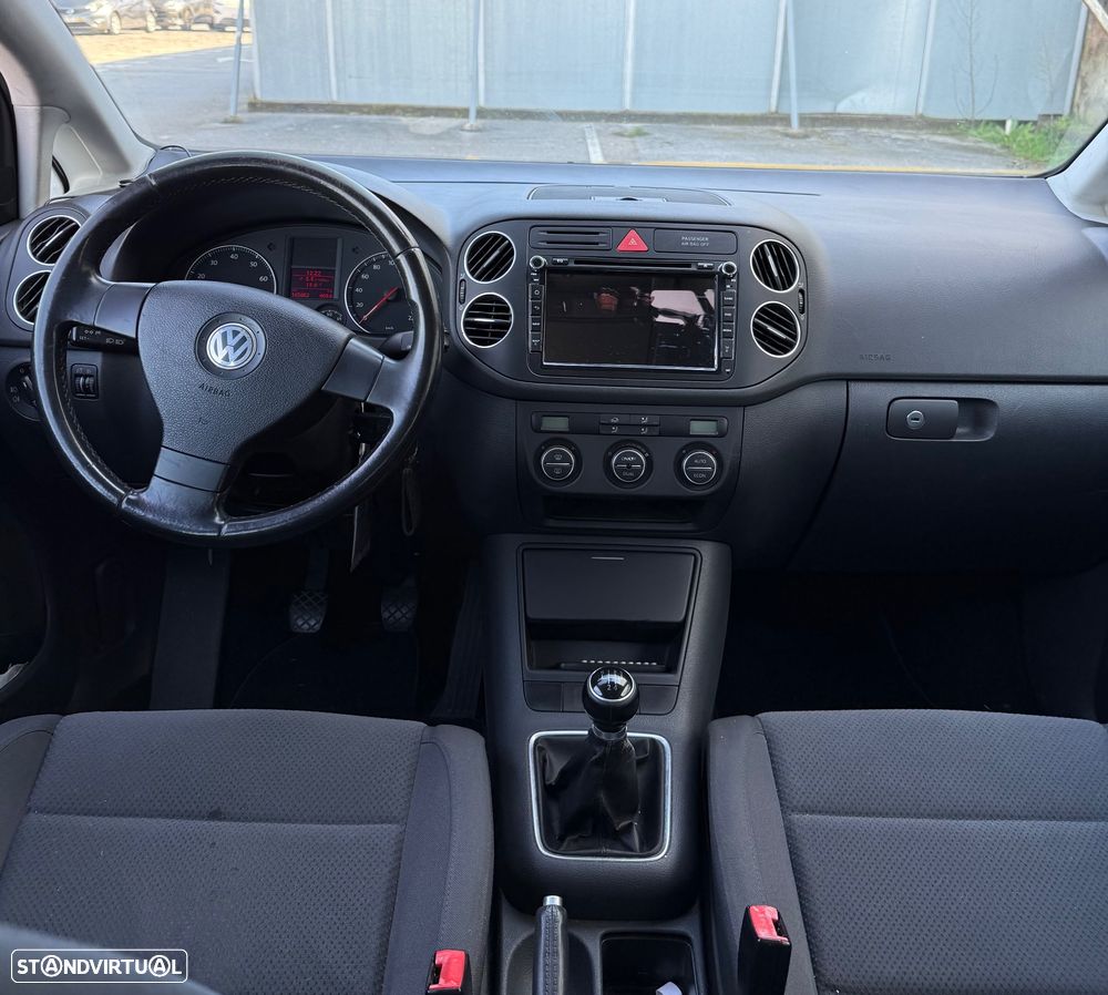 VW Golf Plus 1.4 FSi Confortline - 9