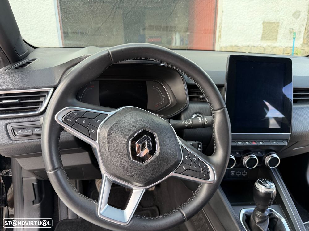 Renault Clio 1.0 TCe Exclusive - 10