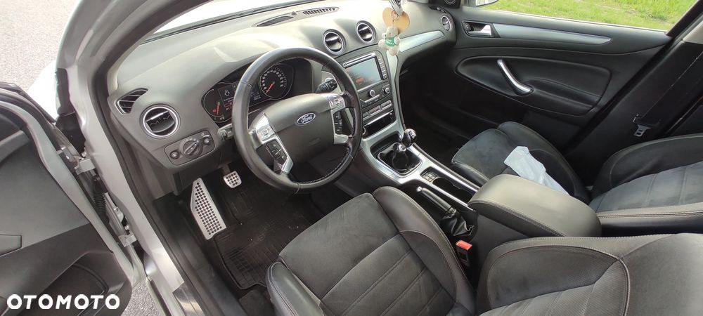 Ford Mondeo 2.2 TDCi Titanium - 17