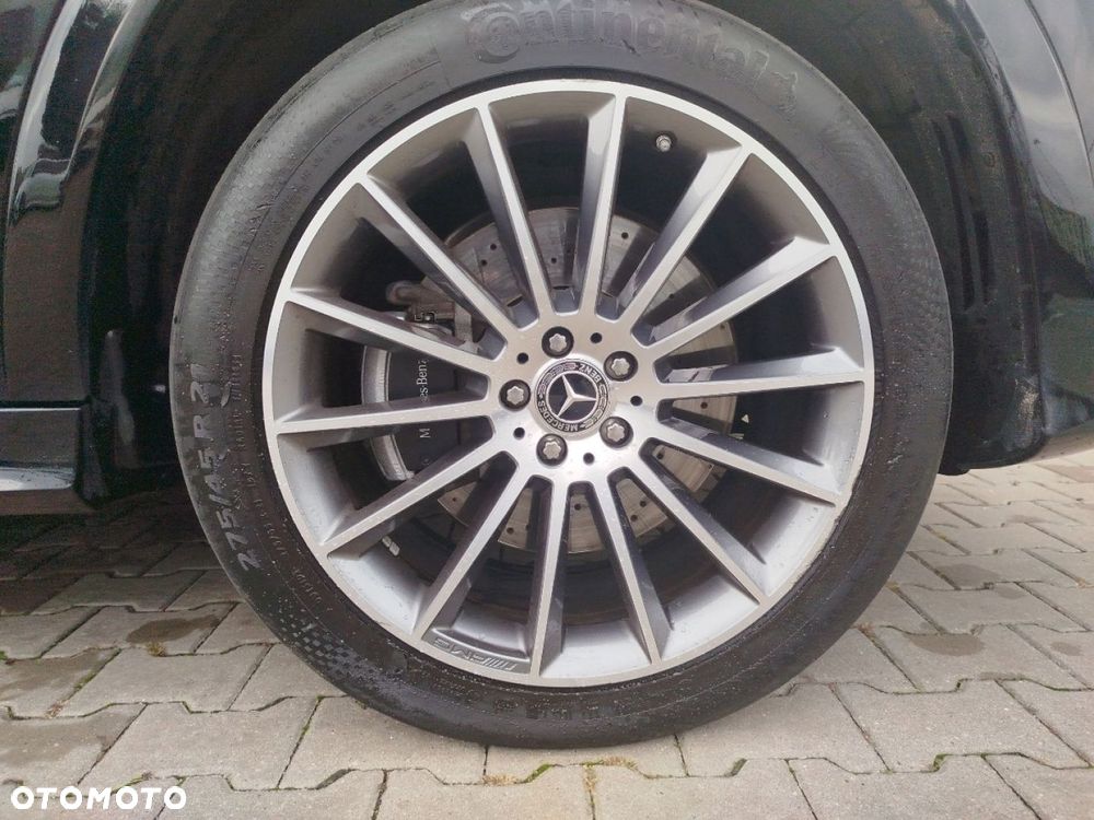 Mercedes-Benz GLE - 33