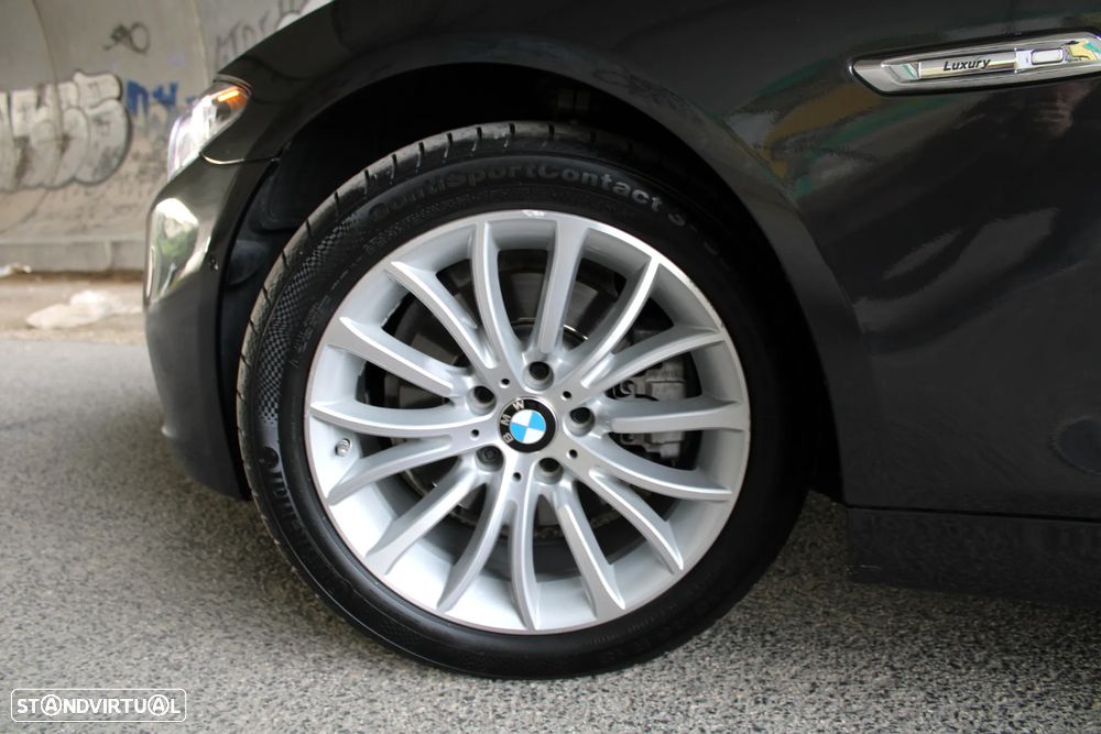 BMW 520 d Line Luxury Auto - 8