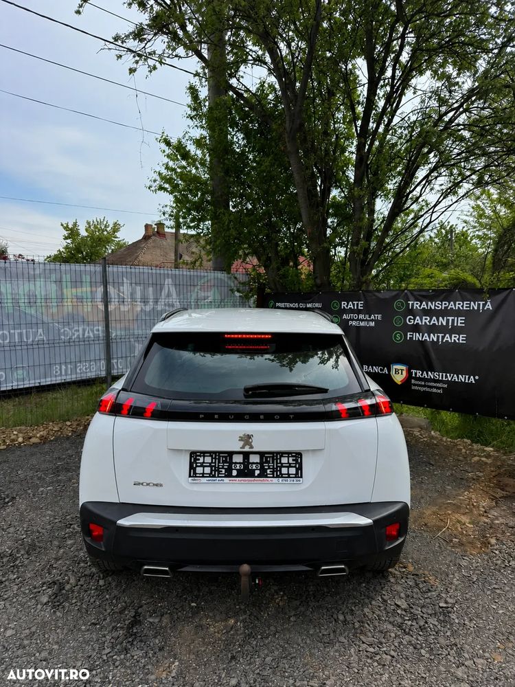 Peugeot 2008 1.2 PureTech Turbo S&S Allure - 7