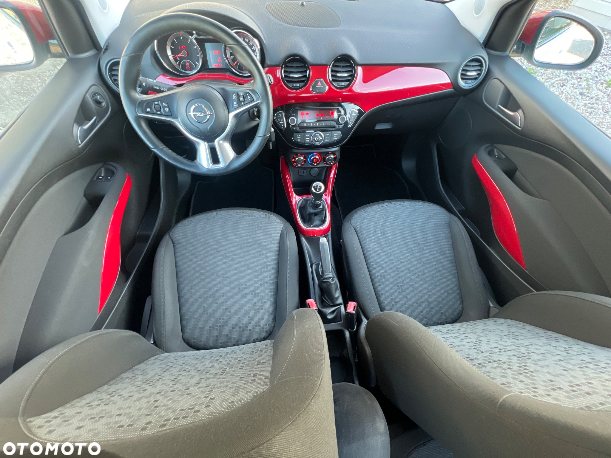 Opel Adam 1.2 White Link - 24