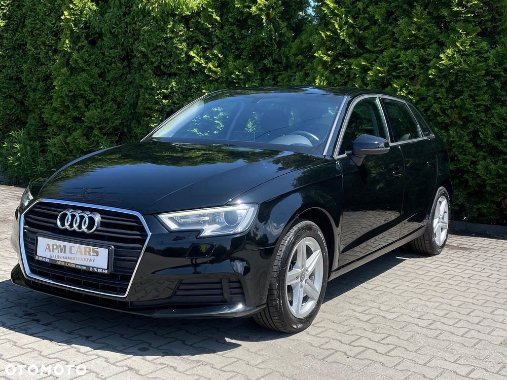 Audi A3 Sportback 30 TFSI S tronic design - 4