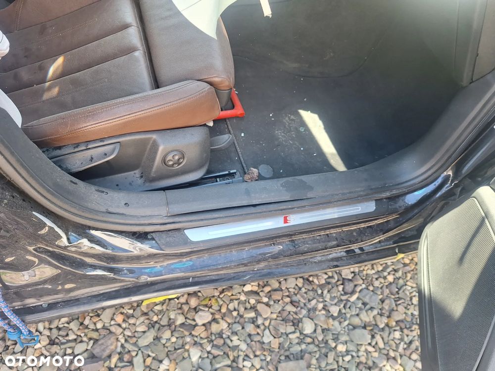 Audi A4 Avant 2.0 TDI S tronic quattro - 12