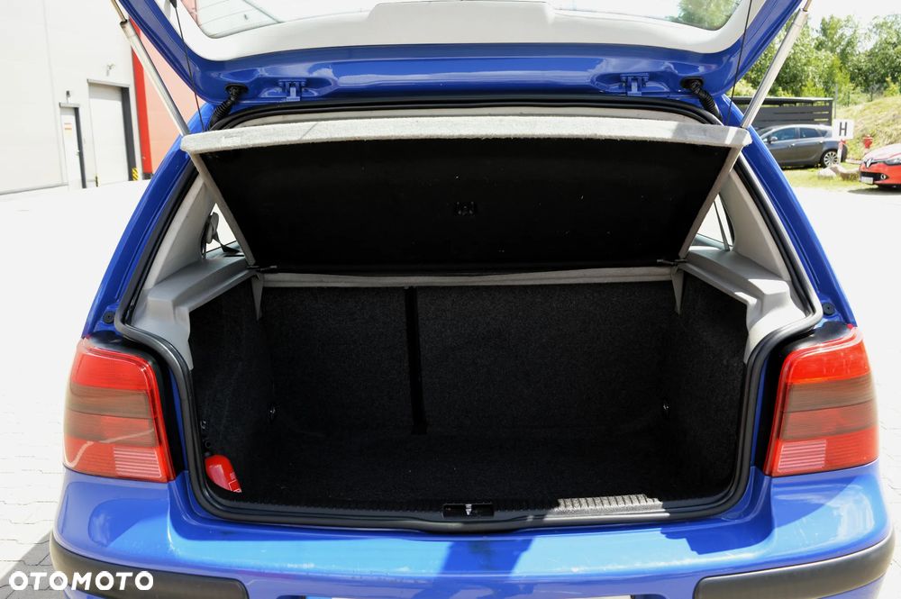 Volkswagen Golf 1.4 Comfortline - 30