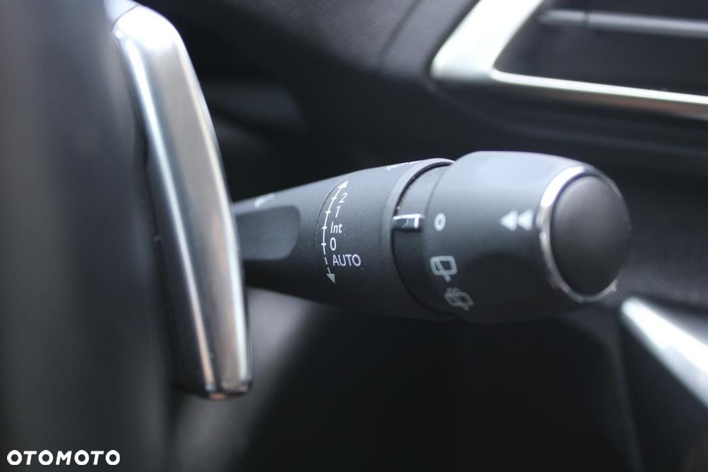 Peugeot 5008 - 31