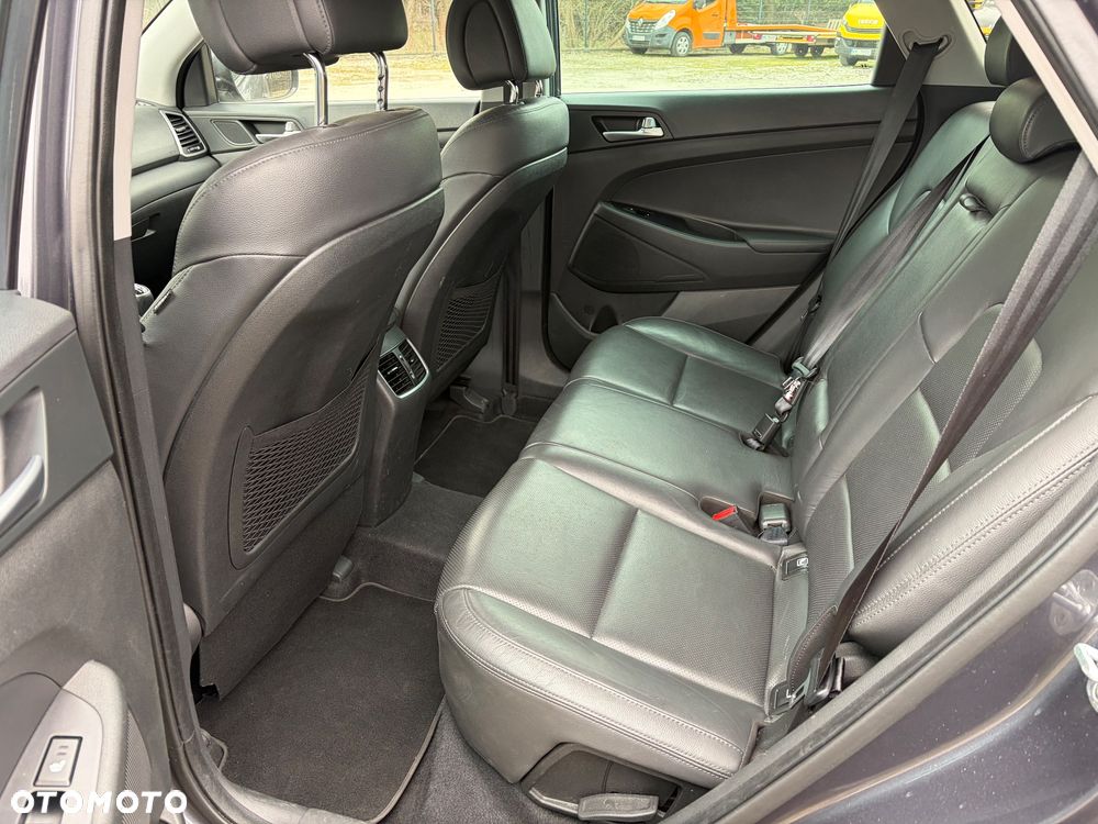 Hyundai Tucson blue 1.7 CRDi 2WD Advantage - 14