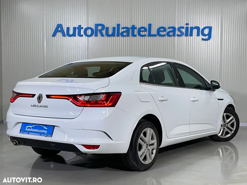 Renault Megane TCe EDC Zen - 3