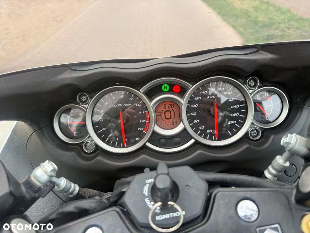 Suzuki Hayabusa - 11