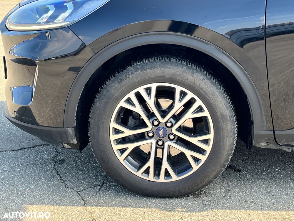 Ford Kuga 2.0 EcoBlue A8 AWD Titanium - 31