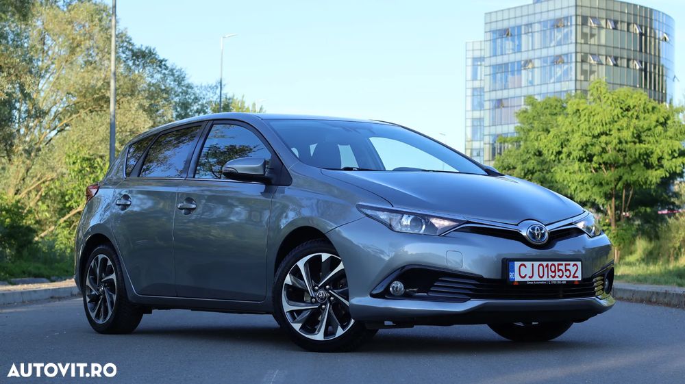 Toyota Auris - 2