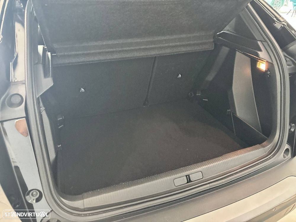 Peugeot e-2008 54 kWh Style - 6