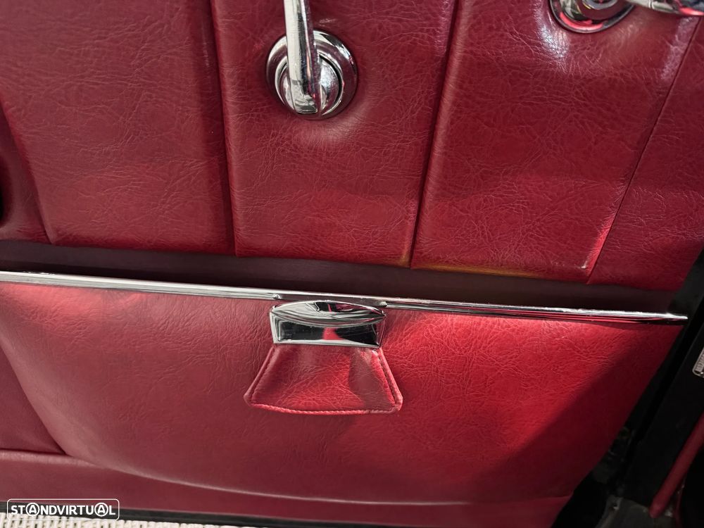 Mercedes-Benz MB180 - 28