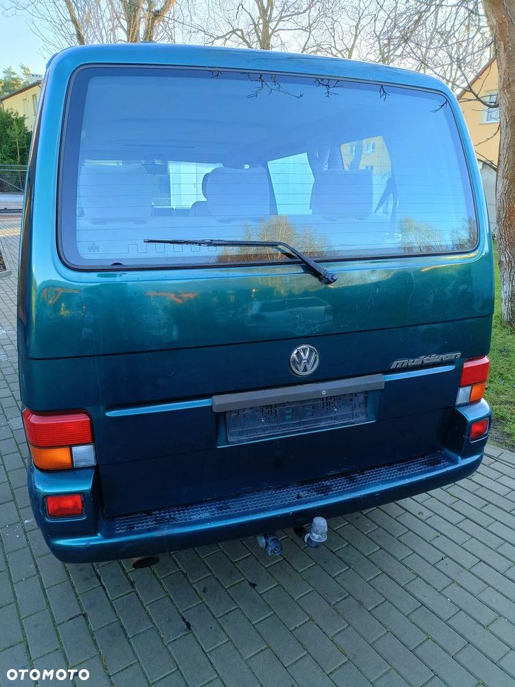 Volkswagen Caravelle - 4