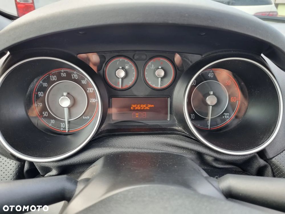 Fiat Punto Evo - 15