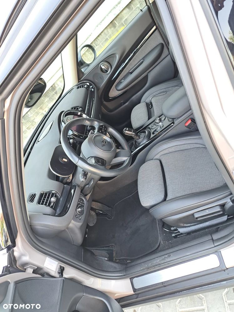 MINI Clubman - 14