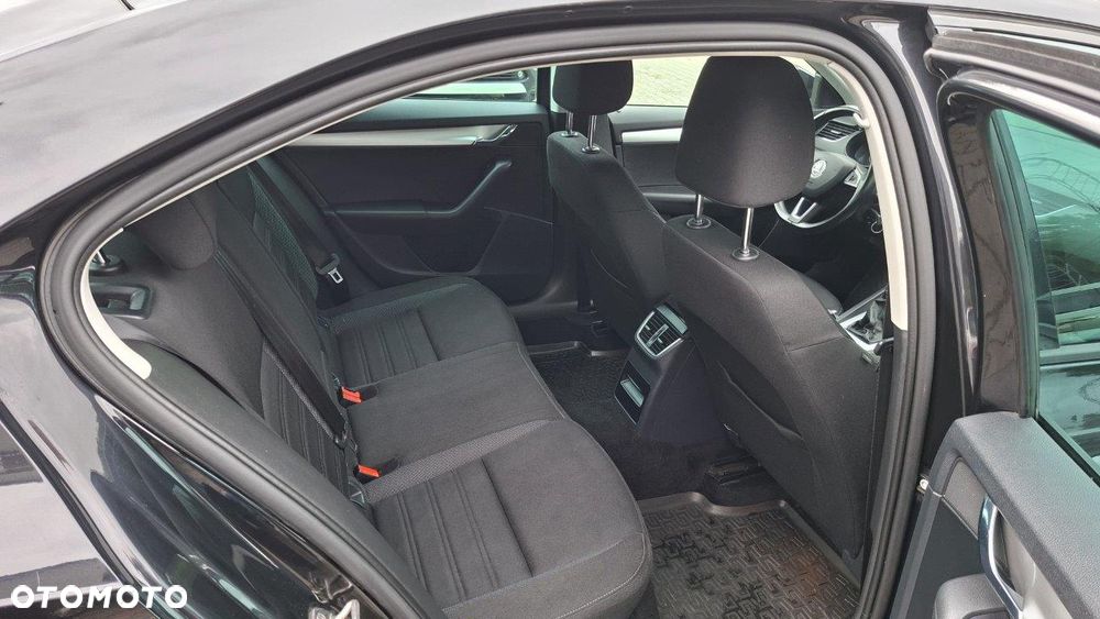 Skoda Octavia - 6