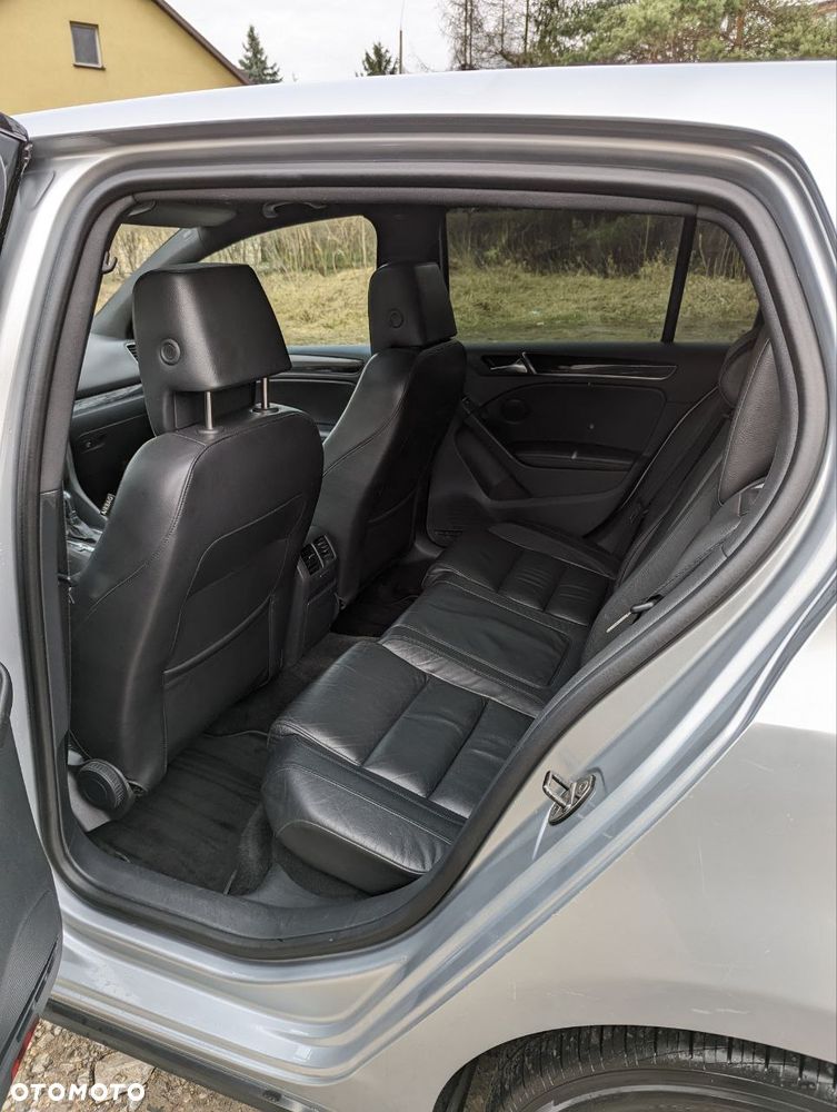 Volkswagen Golf - 12