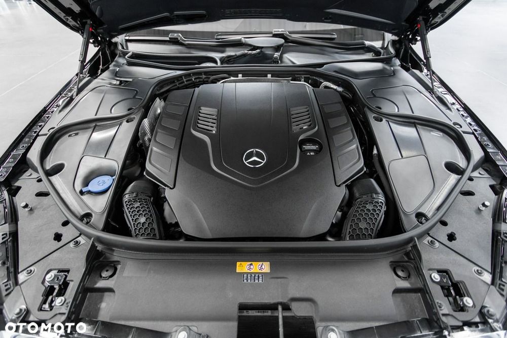 Mercedes-Benz Klasa S 560 4-Matic L 9G-TRONIC - 15