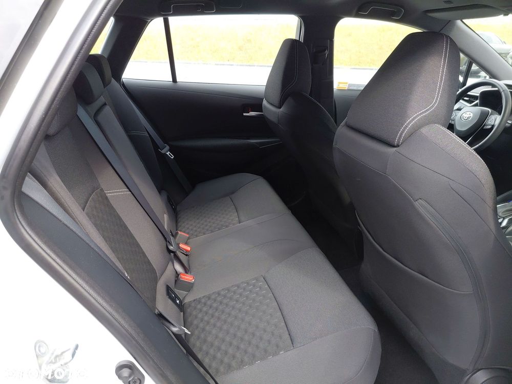 Toyota Corolla 1.8 Hybrid Comfort - 10