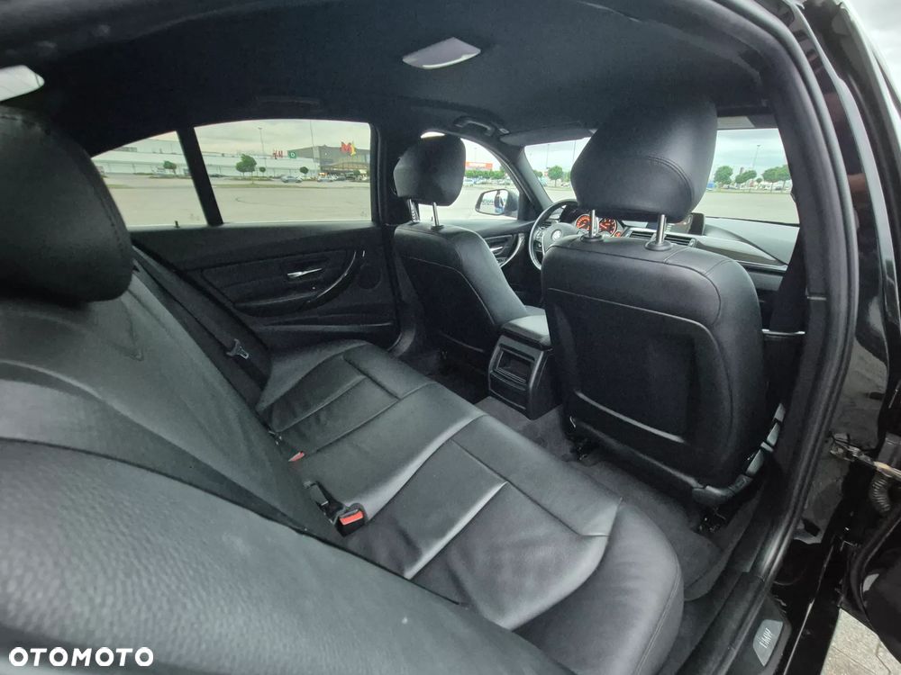 BMW Seria 3 - 10