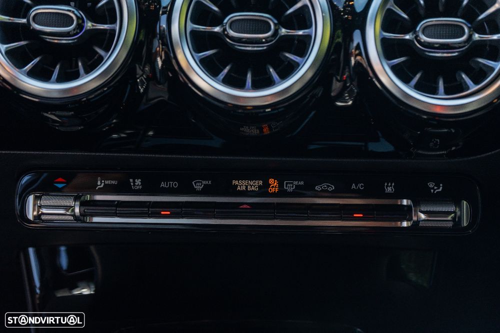 Mercedes-Benz A 250 e 8G-DCT AMG Line Advanced - 32