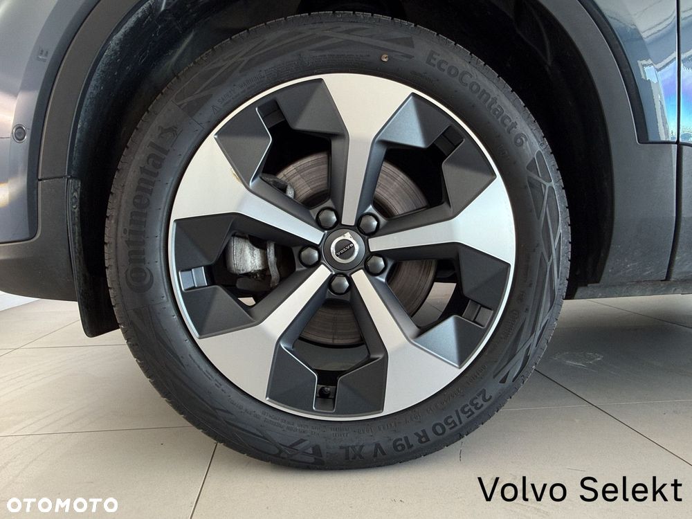 Volvo XC 40 - 25