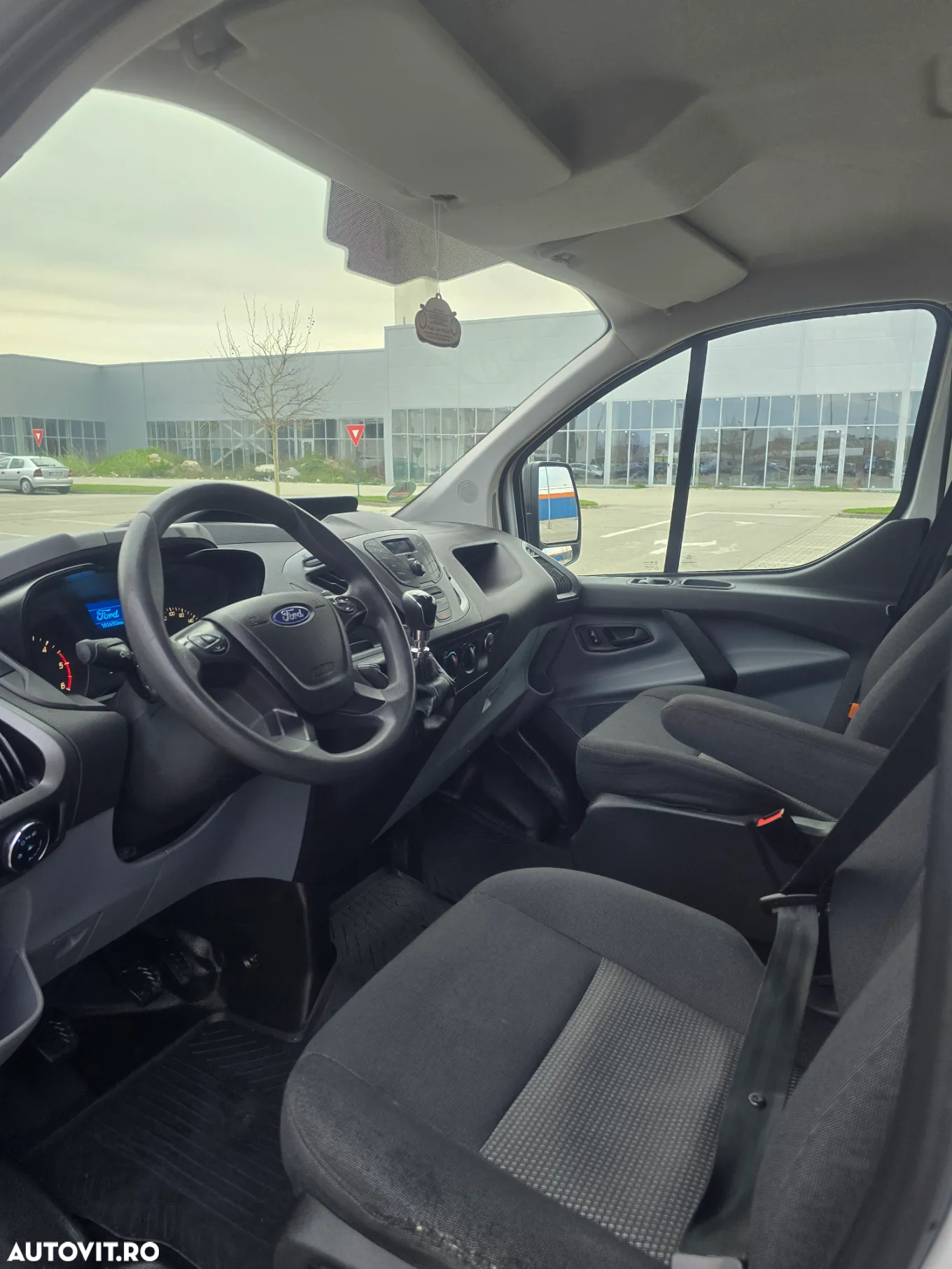 Ford Transit Custom - 10