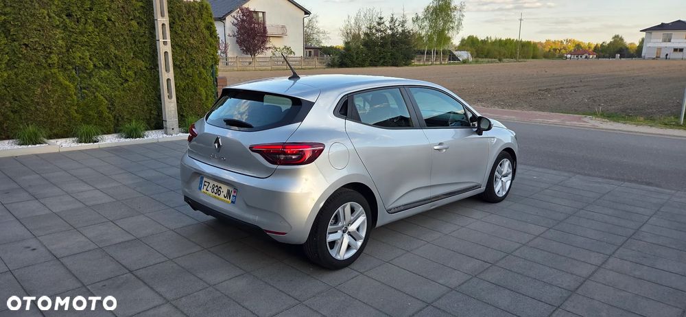Renault Clio - 6