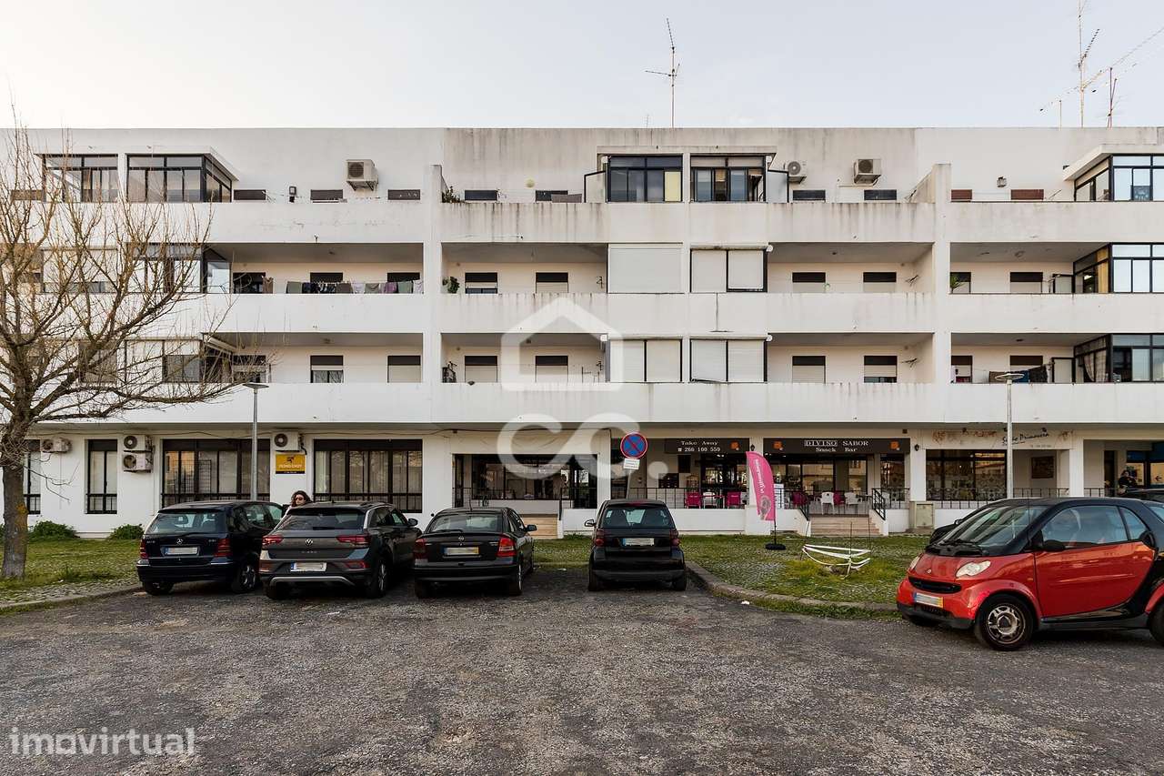 Apartamento T3 de 2.º Andar c/ Varanda | Tapada, Évora - Grande imagem: 3/35