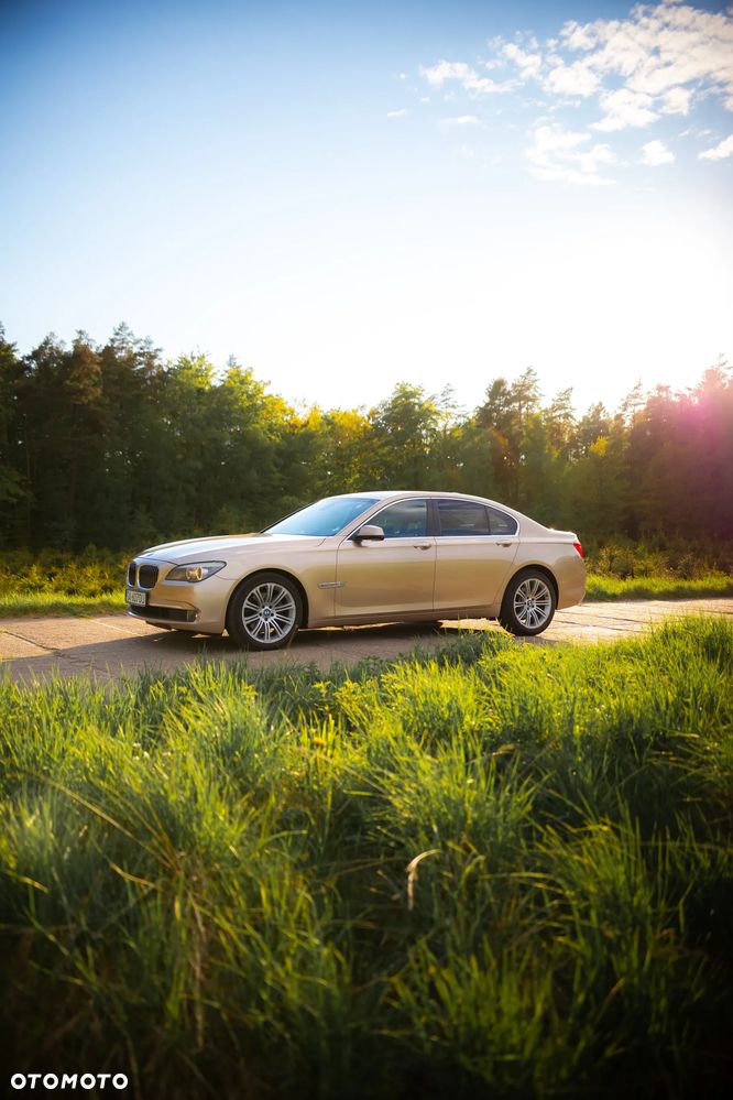 BMW Seria 7 740d xDrive - 3