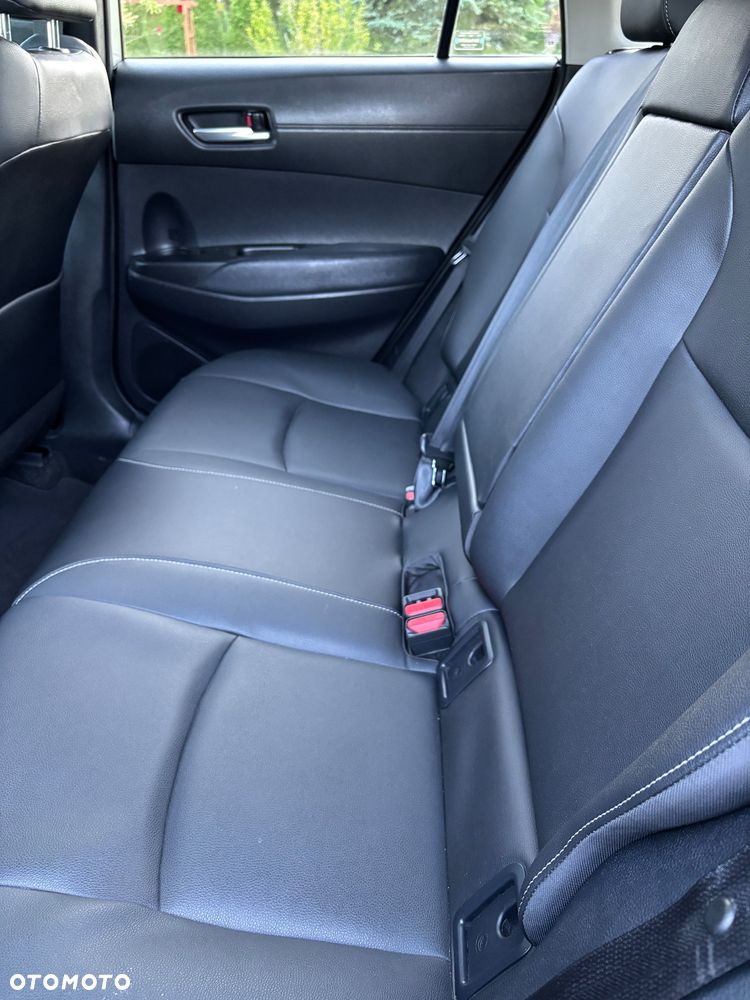 Toyota Corolla Cross - 13