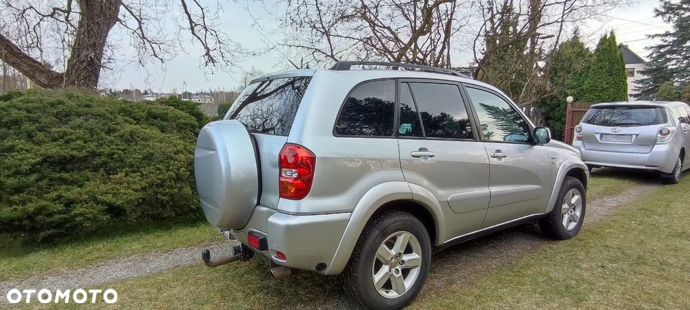 Toyota RAV4 2.0 VVT-i 4x4 - 2