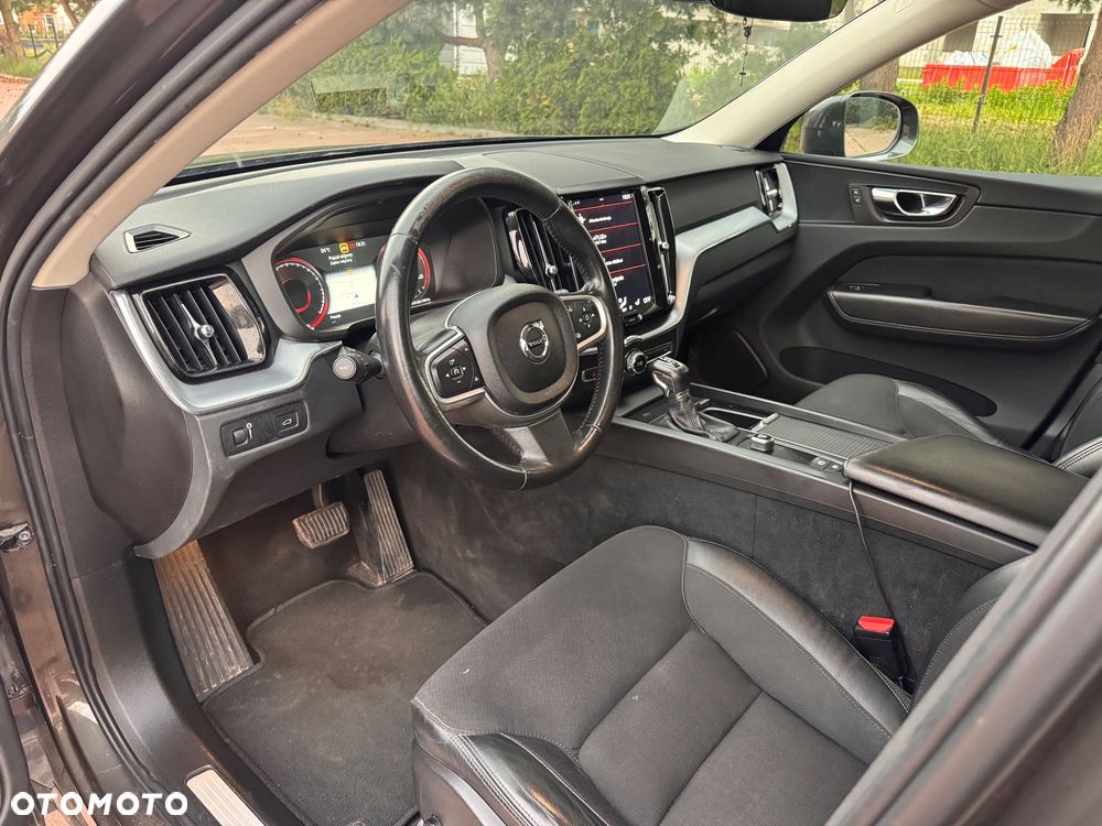 Volvo XC 60 D4 AWD Momentum - 15