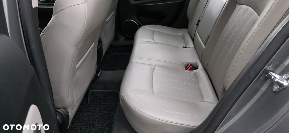Chevrolet Cruze 1.8 LT+ - 14
