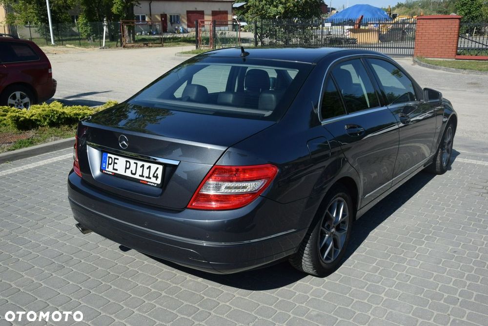 Mercedes-Benz Klasa C - 12
