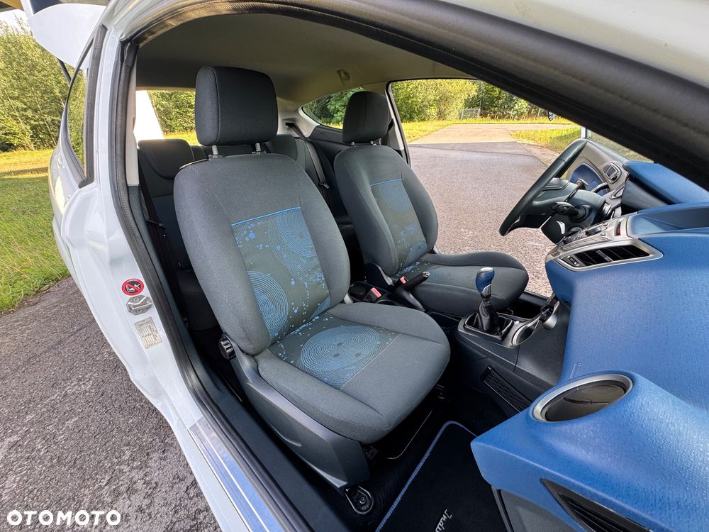 Ford Fiesta - 16