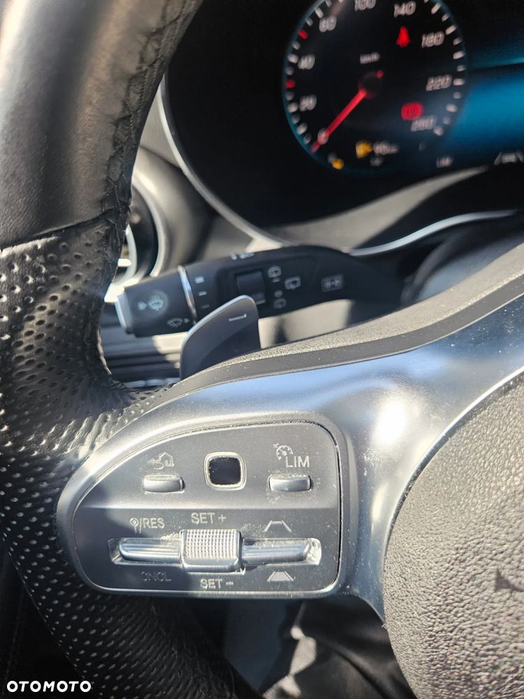 Mercedes-Benz GLC - 19