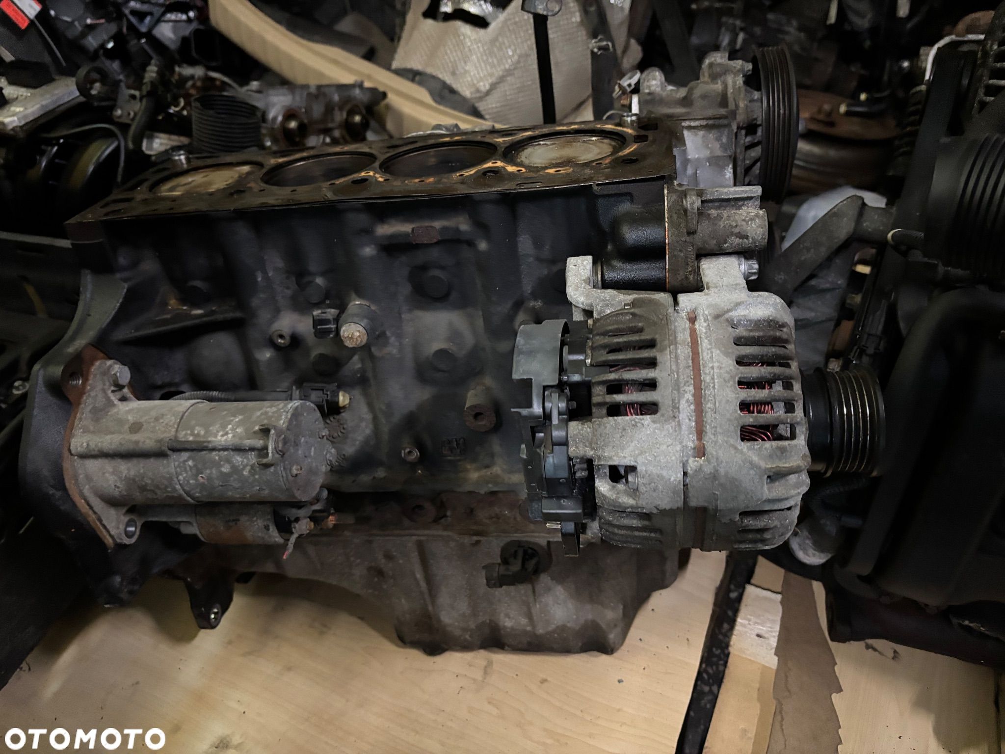 OPEL ZAFIRA B 1.8 BENZYNA Z18XER KOMPLETNY DÓŁ SILNIKA BLOK SILNIKA - 1