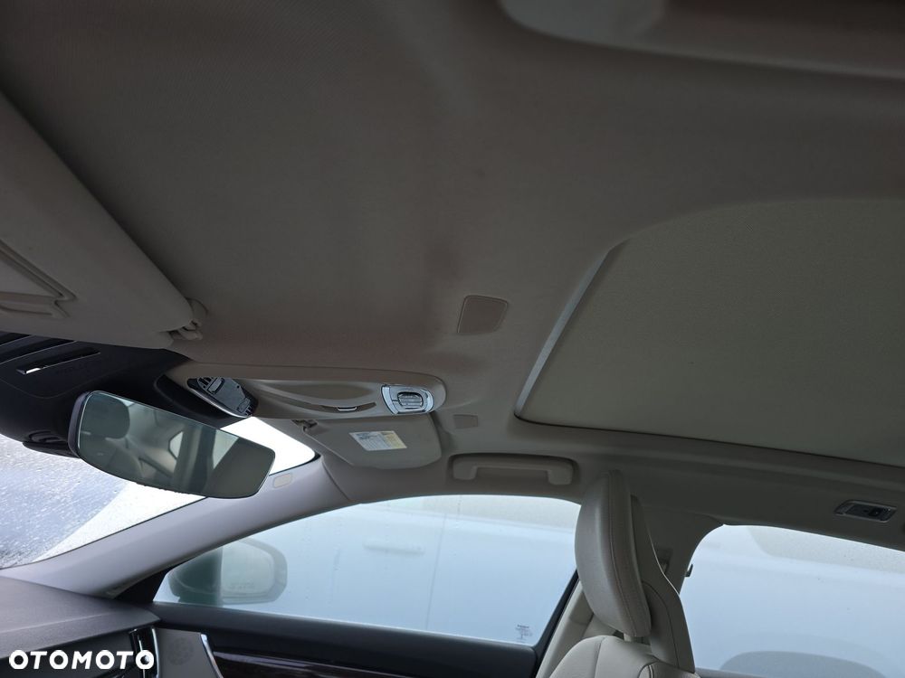 Volvo S90 T5 Geartronic Momentum Pro - 10