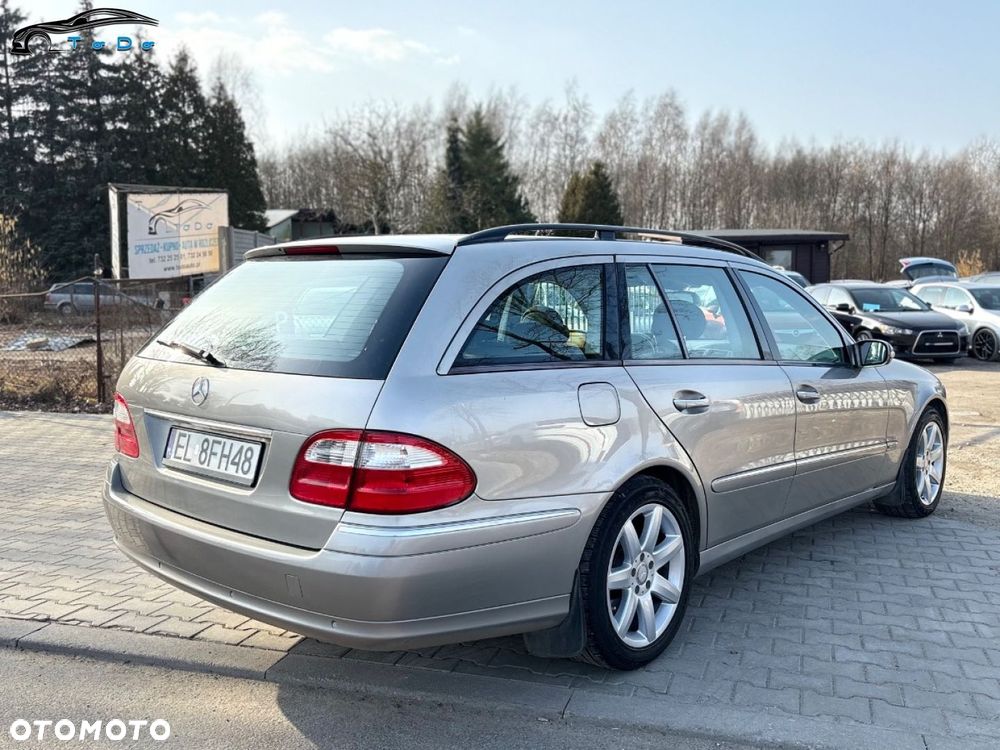 Mercedes-Benz Klasa E - 32