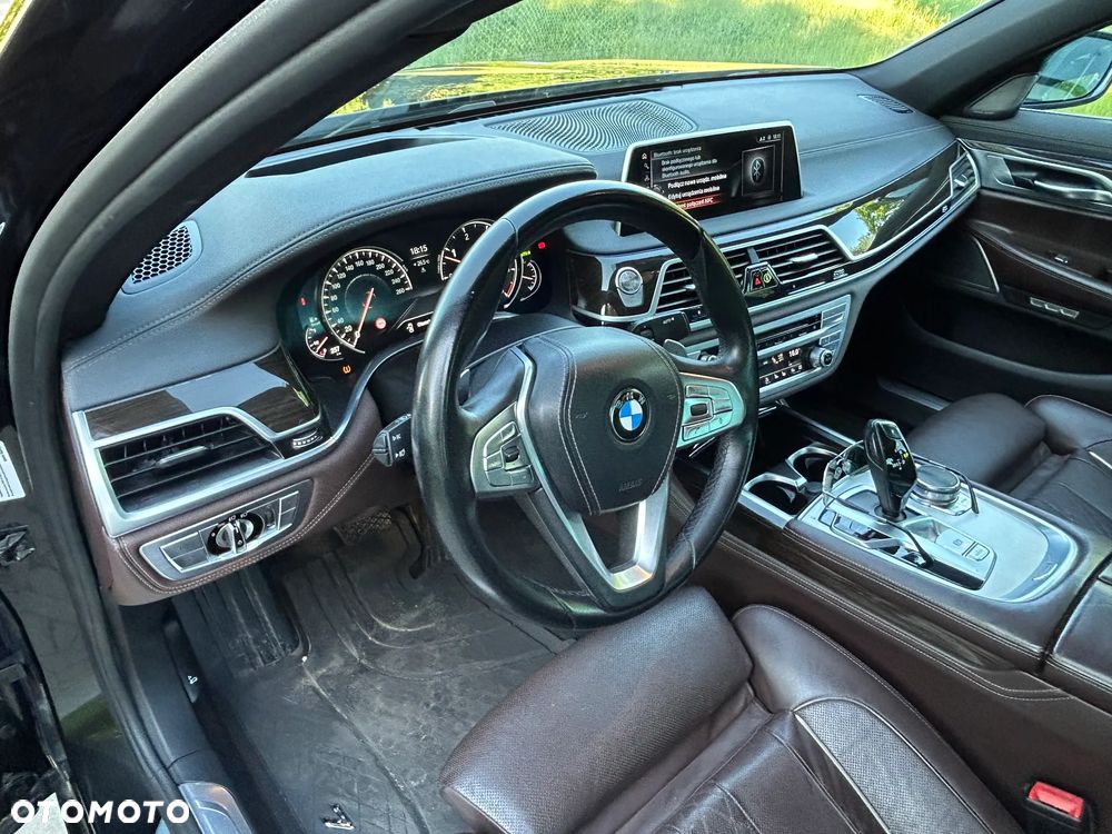 BMW Seria 7 740d xDrive - 8