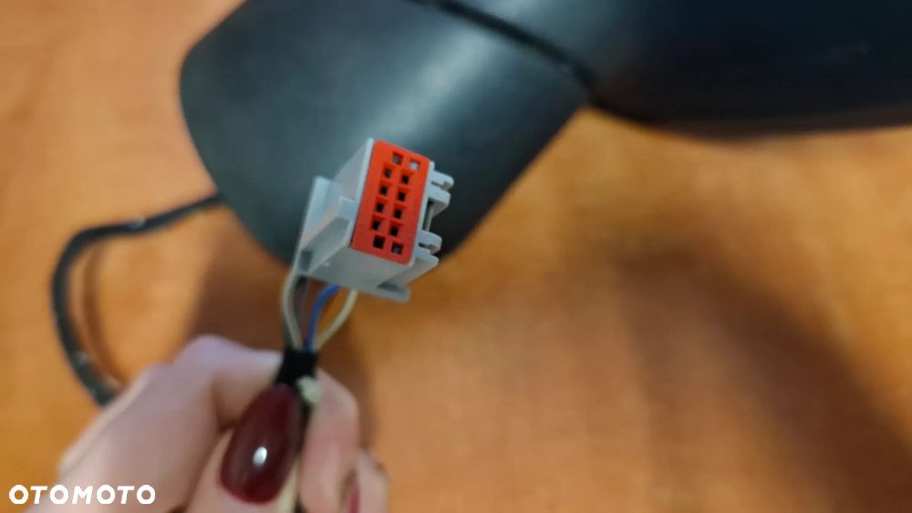 LUSTERKO LEWE 6 PIN FORD FIESTA MK7 LH 4202-012 - 3