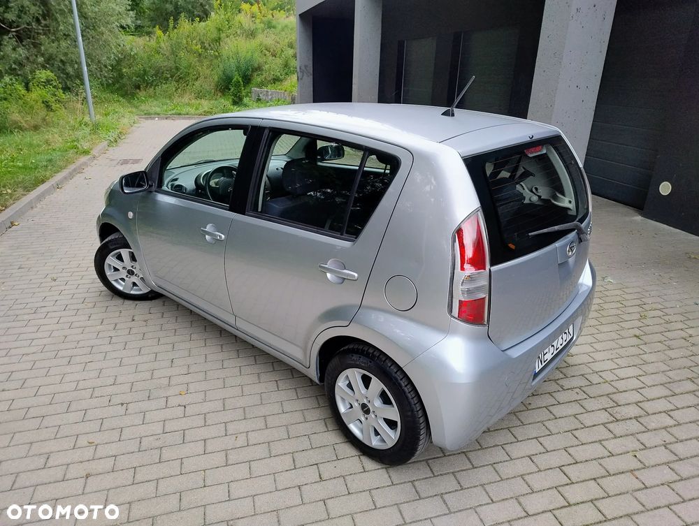 Daihatsu Sirion 1.0 CooLine - 4