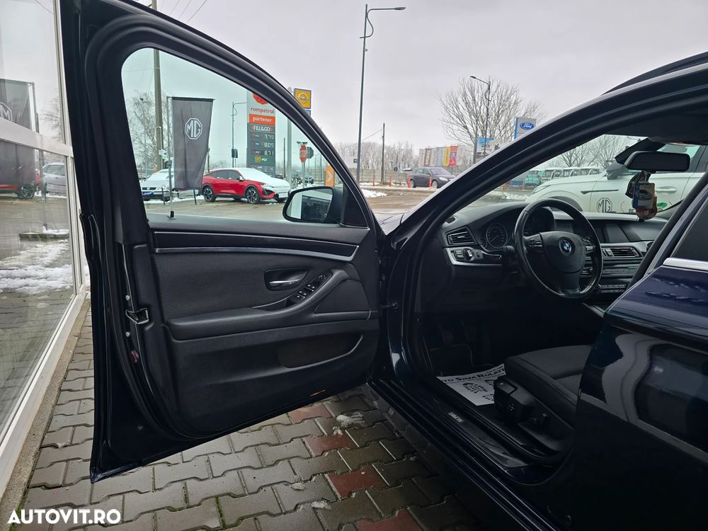 BMW Seria 5 520d - 15