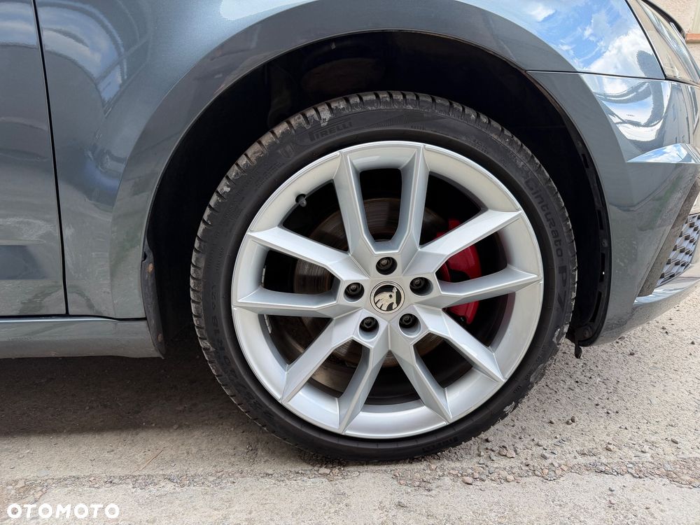 Skoda Octavia 2.0 TDI (Green tec) RS - 39