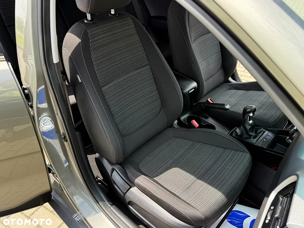 Kia Stonic 1.4 L - 27